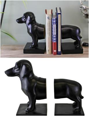 China Europe Resin Animal Bookends Black Sausage Dog Resin Book Stand for sale