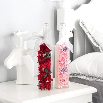 China Last 3-5 Years Factory Direct Sales Preserved Flower Wine Bottle Gift Valentine's Day Gift Packaging Stain Fresh Rose Wholesale for sale