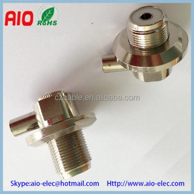 China UHF Right Angle Female 90 Degree UHF Twist Lock On RF Connector SO-239 for sale