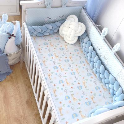 China Anti-Pull Sell Well 100% Cotton Full-Season Cartoon Pattern Baby Crib Bedding Set for sale