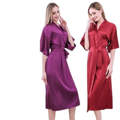 China QUICK DRY Women's Long Robe Satin Silk Bridesmaids Pajamas Nightgown Sleepwear Night Wear Pajamas Robe Bridesmaids Long Robes for sale