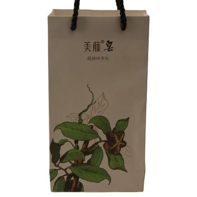 China Recycled Materials Low MOQ Factory Wholesale Eco-friendly Custom Logo Printed Luxury Gift Packing Custom Size Recyclable Paper Bag Making Machine for sale