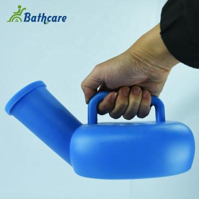 China Portable Urinals Wholesale Plastic For Man CE White Far Infrared Medical Polymer Materials And Products Portable Easy To Clean 1000ML 1L for sale