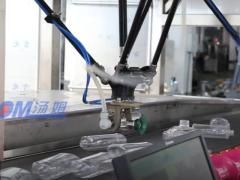 High Speed Spider Hand Bottle Unscrambler Makes Production Line Intelligent