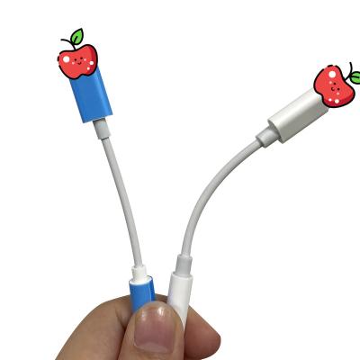 China For iphone For Apple Earphone Jack Adapter For Iphone Voice Calls Adapter To 3.5 Mm Earphone Jack Adapter for sale