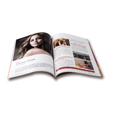 China Eco-Friendly Customized Fancy Glossy Matte Art Paper Colorful Film Lamination Magazine for sale