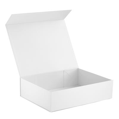 China Disposable Matte White Folding Cardboard Packaging Rigid Paper Gift Box With Magnetic Lid Closure for sale