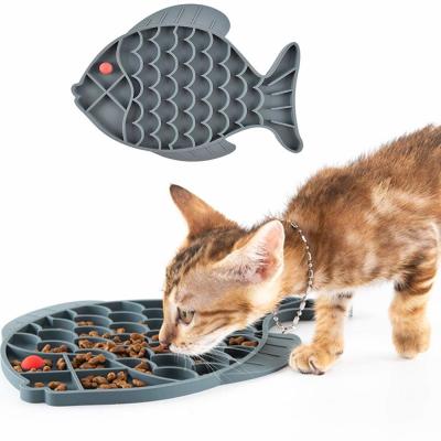 China Cat Puzzle Feeder Fish Shape Silicone Lick Treat Mat for Healthy Eating and Licking for sale