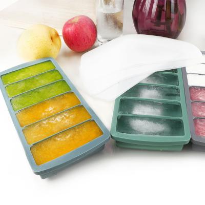 China Silicone Ice Cube Trays for Water Bottles 12 Cavity Ice Cube Mold Easy Release Long Ice Cube Sticks Dishwasher Safe for sale