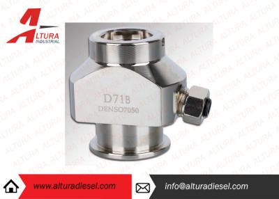 China Silver Durable Injector Clamp Precise Denso Injector Adaptor D71B for sale