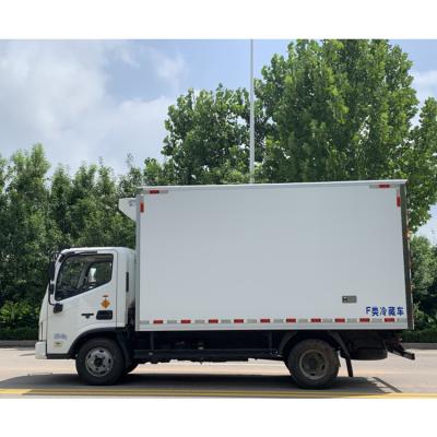 China 2022 freezer transport truck high quality frozen fridge refrigerator truck semi trailer made in china for sale