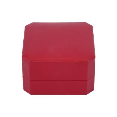 China Recyclable Custom Design Octagonal Luxury Plastic Ring Boxes Clear Plastic Jewelry Box for sale