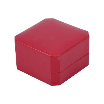 China Recyclable Red Filled Paper Jewelry Bracelet Box Octagonal Ring Necklace Pendant Packing Box for sale