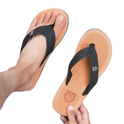 China Large Size 39-47 Mens Bathroom Slippers Fashion Trend Men's Bare Beach Flip Flop Flip Flops Sandals for sale