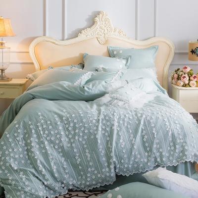 China Logo Embroidery Lace Flower 100% Cotton Nondisposable Super King Size Sky Blue Bedding Set Of 4 Piece Sheets for sale