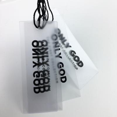 China 2018 Fashion Clothes Sustainable Brand Plastic PVC Swing Hang Tags for sale