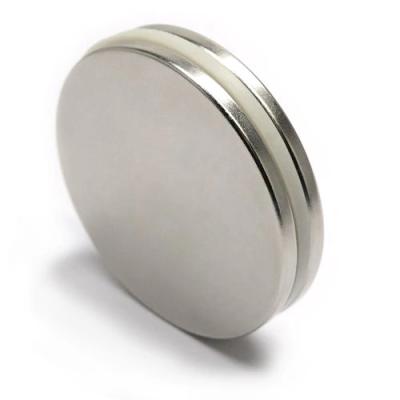 China Industrial Neodymium Magnet N52 Free Samples Super Strong Disc Round Thin Magnets for sale