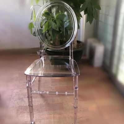 China Luxury cheap plastic clear acrylic hotel chair sillas round back banquet dining event chiavari chairs wedding for sale