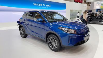 China Seres 3 Europe Elektrofahrzeuge RHD Blau SUV Fünf-Sitzer-Auto zu verkaufen