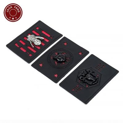 China Sustainable Custom Paper or Fabric or Metal or PU or Rubber or Leather Logo Label Circle Leather Label for sale