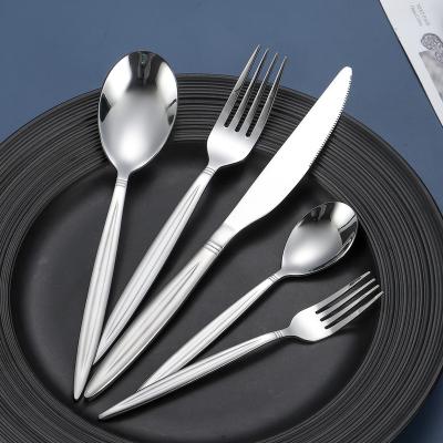 China Disposable In Low MOQ Portable Teaspoon Dinner Dessert Soup Kitchen Running Spoon for sale