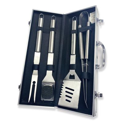 China Hot Selling Easily Cleaned Aluminum Stainless Steel Case BBQ Grill Accessories 5pcs Grill Tool Kit for sale