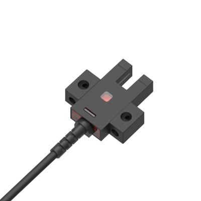 China 24V Slotted NPN PNP Sensors Huayifeng LU670 K Photoelectric Slot Type Dc Wired Type Normally Open / Normally Closed Sensor for sale