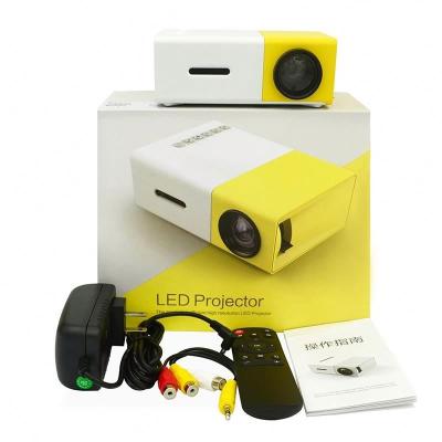 Китай Speakers YG300 Portable Led Mini Home Theater Built-in Projector Mini Projectors продается