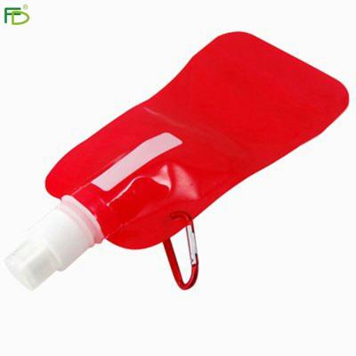 China Cheap Collapsible Plastic Water Bottles Rollable Sustainable Food Grade BPA Free Portable Refill Plastic With Metal Hook for sale