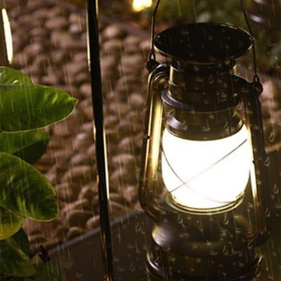 China Garden Energy Saving USB Plastic Chargeable Retro Style Antique Camping Lanterns for sale