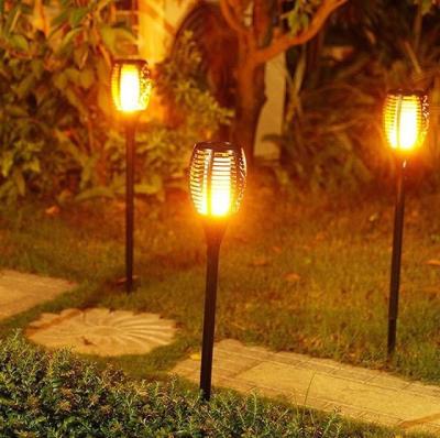 China Modern Cheap Price MOQ Solar Flame Effect Lights Outdoor Garden Factory From China for sale