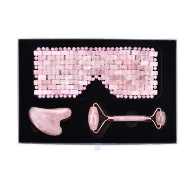 China 2021 Anti-Puffiness Mother's Day Gifts, Luxury Skin Care Packaging Korean Gift Set Rose Quartz Eye Mask Jade Roller And Gua Sha for sale