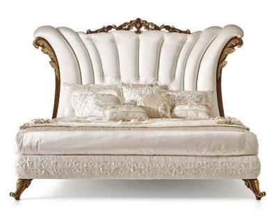 China Soft Bed Royal Bedroom Furniture Set High End Bedroom Furniture Classic Bed for sale