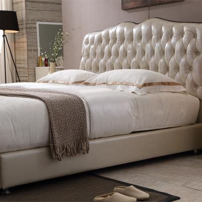 China Soft European Luxury Style Bed Bedroom Furniture Soft Antique Genuine Leather Hotel Large Twin Bed for sale