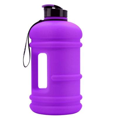 China BPA Free Viable Water Bottle, 2.2L PETG Large Capacity Gym Fitness Sports Jug Of Gym Water for sale