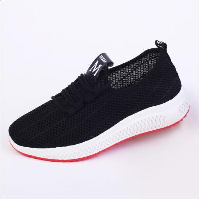 China Breathable Mesh Cloth Platform Traditional Tennies Sports Sneakers Fashionable Comfortable Durable Women's Sneakers for sale