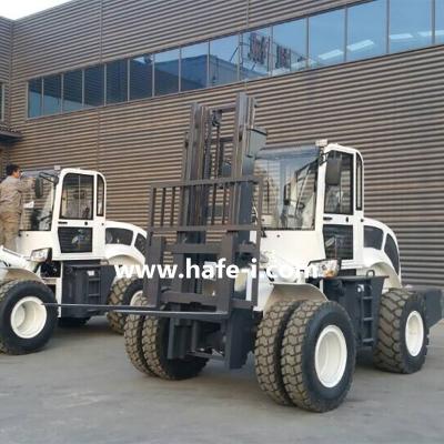 China Factory  direct price FD50Y 5t all terrain diesel forklift Japanese enginewith quick hitch with bucket, Used in Loading for sale