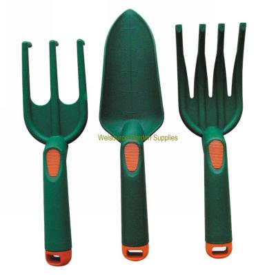 China Plastic garden 3 pc kit gardening set, made from environmental friendly material, anti slip plastic handle for sale