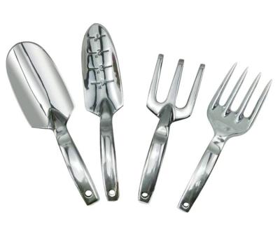 China The garden 4 pc set of aluminum alloy garden tools, natural color, the product is light, beautiful and durable for sale