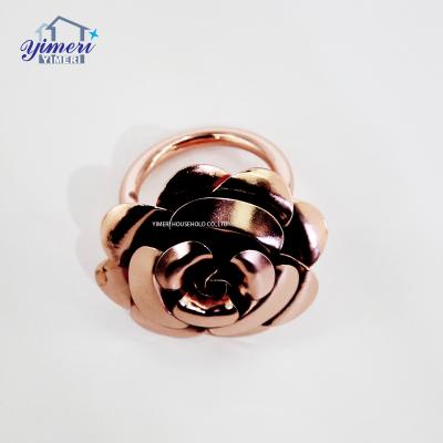 China Sustainable Luxury Christmas Party Dinner Valentine's Day Decoration Rose Gold Rose Flower Napkin Ring for sale