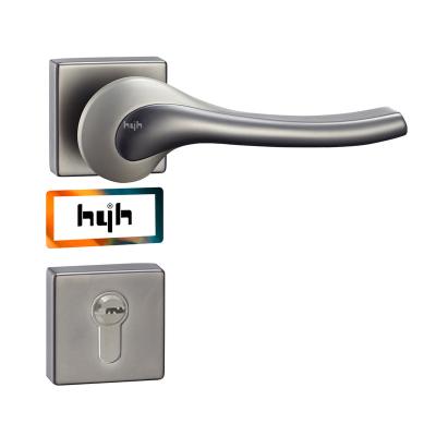 China Gold Type Home/Apartment/Hotel/Villa Guangdong-hyh and so on Security China Handle Hardware Set Door Lock With Lock for sale