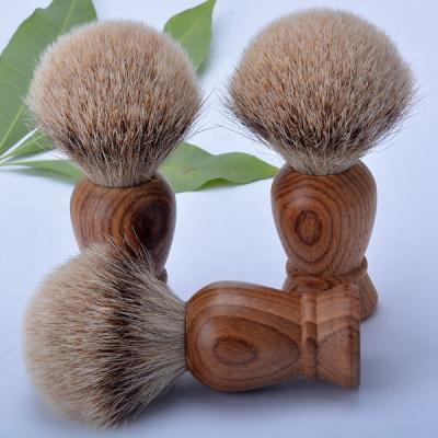 China China Wood Handle Shaving Brush Silvertip Bardge Hair Shaving Brush Pure Wood Skin-friendly for sale