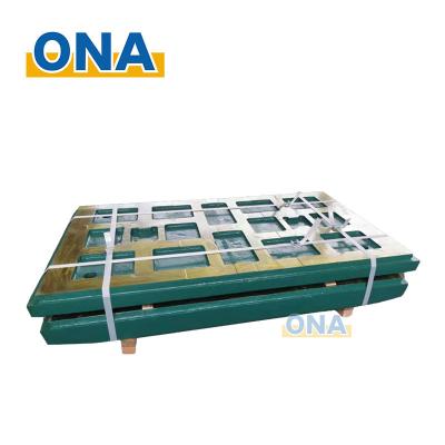 China Long Life Time Jaw Crusher Spare Parts Crusher Plates Jaw Plate Wear Parts for sale