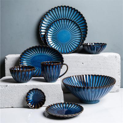 China Luxury Porcelain Chrysanthemum Edge Pattern Dinner Dishes Nordic Ceramic Dinnerware Set Viable Fine Dinner Set for sale