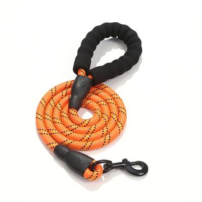 China Durable Reflective Nylon Leash Stocked Round Rope For Pet Dog Explosion Proof Large Flush Leash for sale