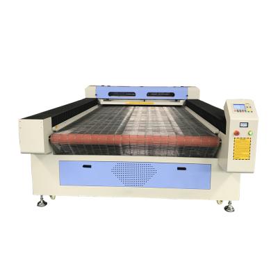 Cina Laser CUTTING Computer Controlled Large Format Non Woven Fabric Roll To Sheet Cutting Machine in vendita