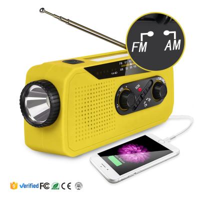 China Headphone jack; solar panel ; Low speaker; power bank; Flashlight ; Dooomore Vintage Portable Handheld Radio With Solar Crank Dynamo FM/AM 2 Band for sale