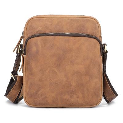 China 100% Brown Simple Fashion Men's Luxury Leather Messenger Bag Personalized Outbound Crazy Horse Leather Travel Bag for sale