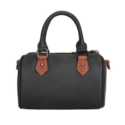 China Lady's High Quality Genuine Leather Bag Custom New Design Flip Handbag Small Cute Female for sale