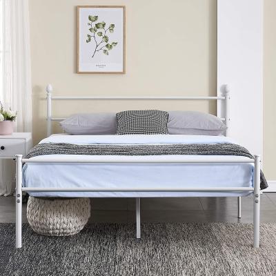 China 4ft6 Convertible Beds with White Metal Headboard and Metal Footboard Double View Strong Bed for sale